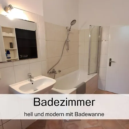 Lejlighed Muehlenstrasse - Zentrumsnah, Parkplatz Inklusive - Ideal Fuer Familien, Paare Und Geschaeftsleute