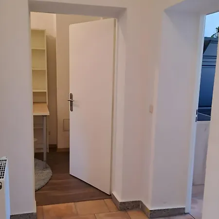Muehlenstrasse - Zentrumsnah, Parkplatz Inklusive - Ideal Fuer Familien, Paare Und Geschaeftsleute Chemnitz