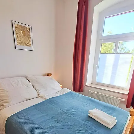 Muehlenstrasse - Zentrumsnah, Parkplatz Inklusive - Ideal Fuer Familien, Paare Und Geschaeftsleute * Chemnitz