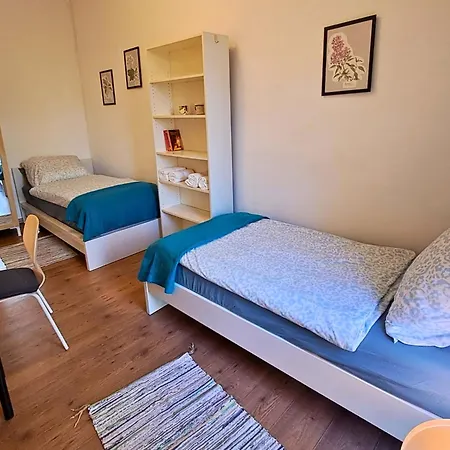 Muehlenstrasse - Zentrumsnah, Parkplatz Inklusive - Ideal Fuer Familien, Paare Und Geschaeftsleute Lejlighed *