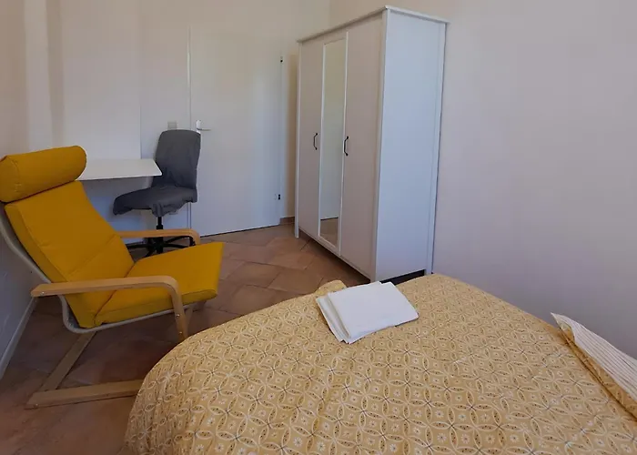 Muehlenstrasse - Zentrumsnah, Parkplatz Inklusive - Ideal Fuer Familien, Paare Und Geschaeftsleute